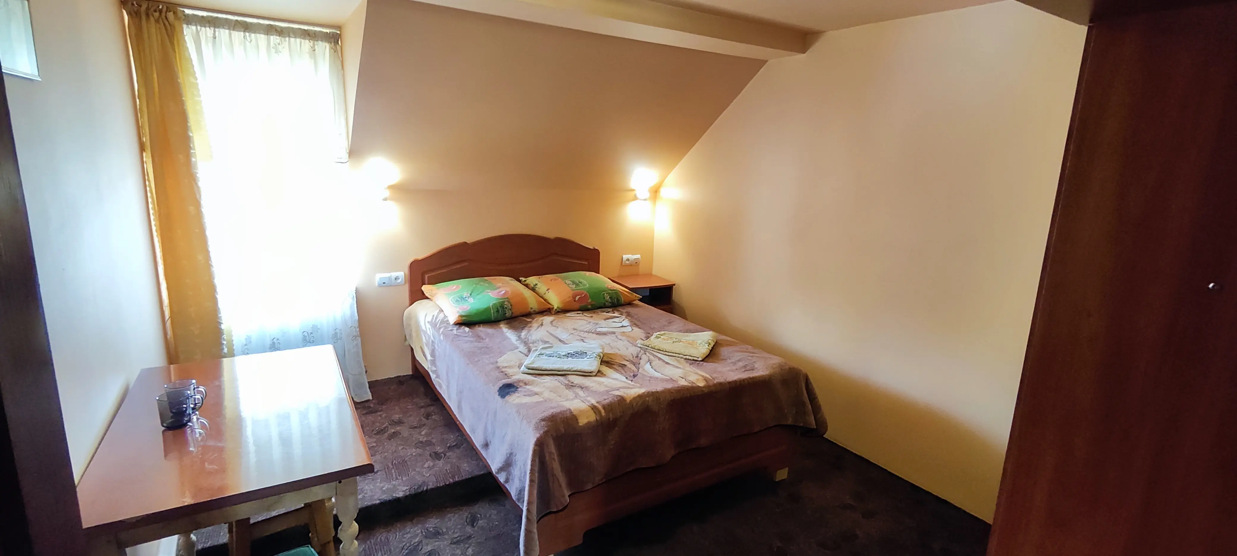 Двомісний економ номер